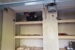 Building shelving